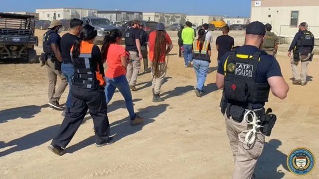 At least 475 workers arrested in Ice raid at US Hyundai factory, mostly Koreans