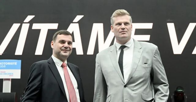 Macinka s Turkem navštívili Zemana