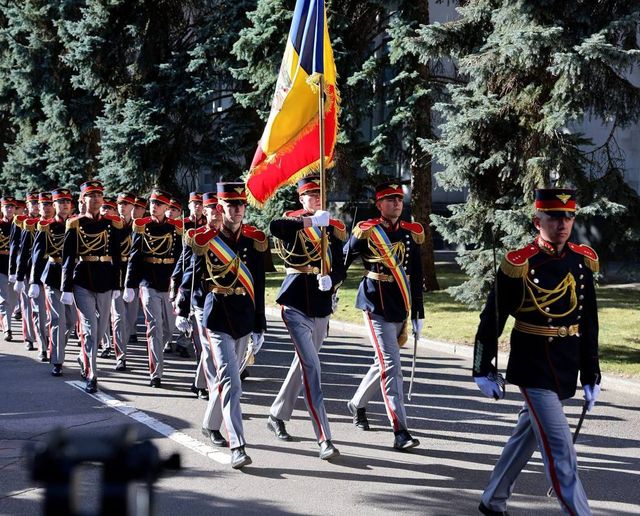 În Telecentru încep antrenamentele pentru Parada Militară