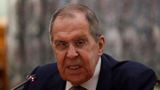 Szergej Lavrov: Oroszország kész a harctéren megküzdeni a Nyugattal