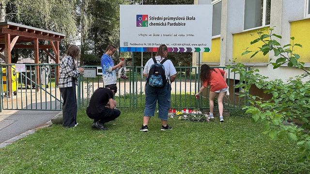 Mladík obviněný z vraždy dívky v Pardubicích skončil ve vazbě