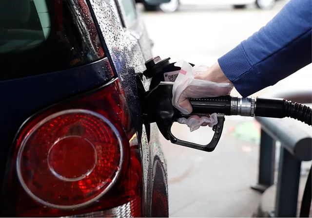 Trump y el 'blues' de la gasolinera: «Estos precios nos matan»