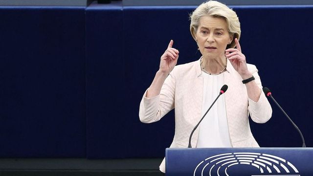 Von der Leyen továbbra is Orbán Viktor békemissziójával van elfoglalva