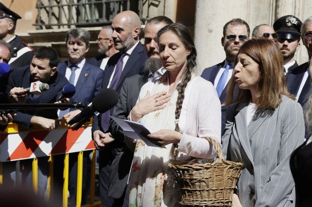 Garante Infanzia, 'bimba del bosco ricoverata in ospedale'