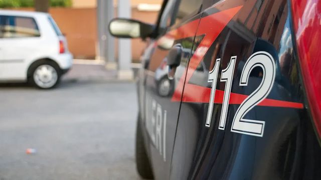 Padre, madre e figlia trovati morti a Roma, ipotesi omicidio-suicidio
