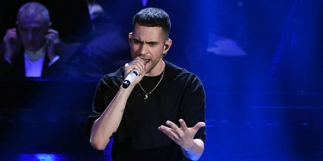 Il padre di Mahmood furioso: “Adesso cambi il cognome”