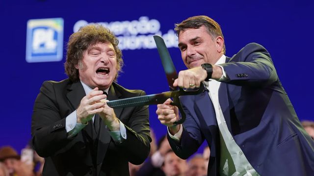 Flavio Bolsonaro lanza su candidatura a la presidencia de Brasil