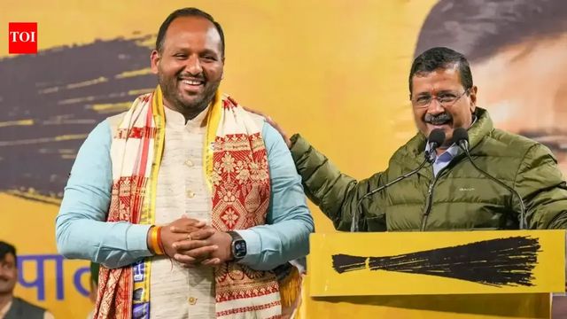 ED arrests AAP leader Deepak Singla In Over Rs 150 Crore Bank Loan Fraud Case