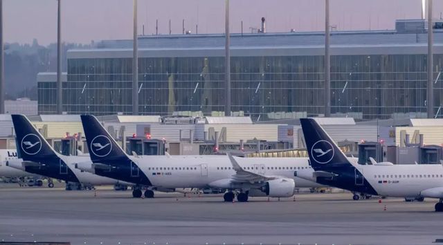 Aeroportul din Munchen, închis după ce în apropiere au fost observate drone