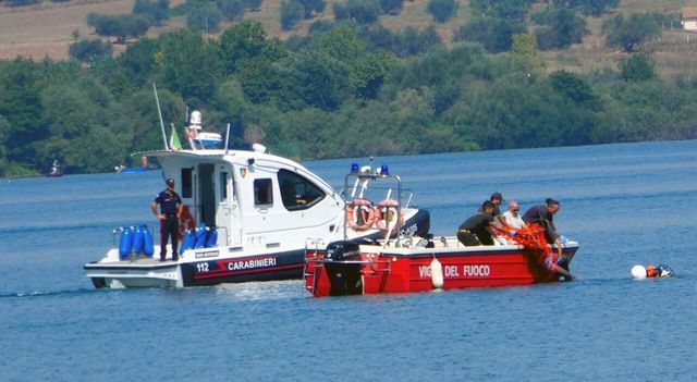 Trovato morto il militare disperso nel lago di Bolsena durante un’esercitazione