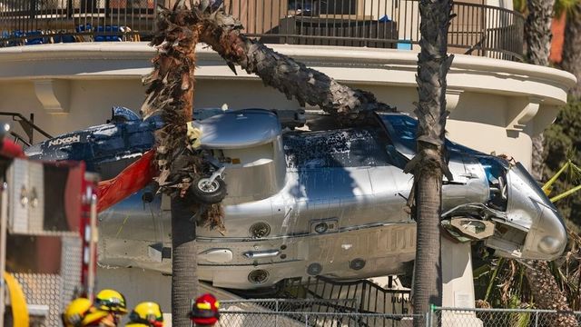 Helicopter crashes in California's Huntington Beach; 5 injured - watch