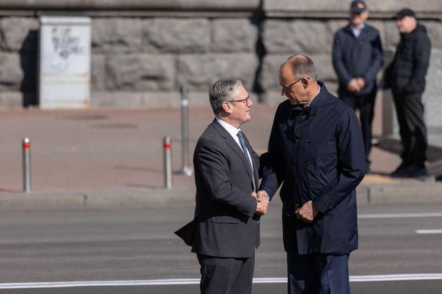 Marea Britanie și Germania vor semna un tratat de apărare reciprocă