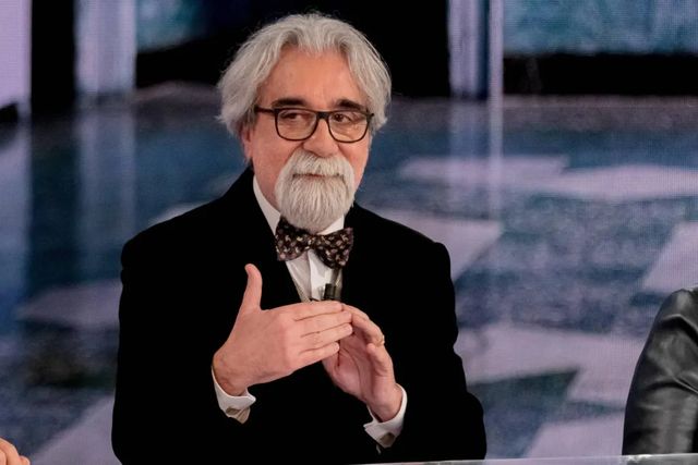 Addio a Beppe Vessicchio, è morto a 69 anni il direttore d’orchestra di Sanremo