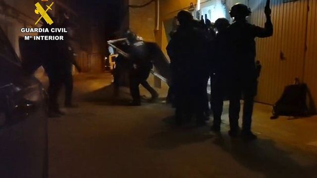 Detenido en la Región el presunto autor de un disparo a un portero en un local de ocio de la Vega Baja