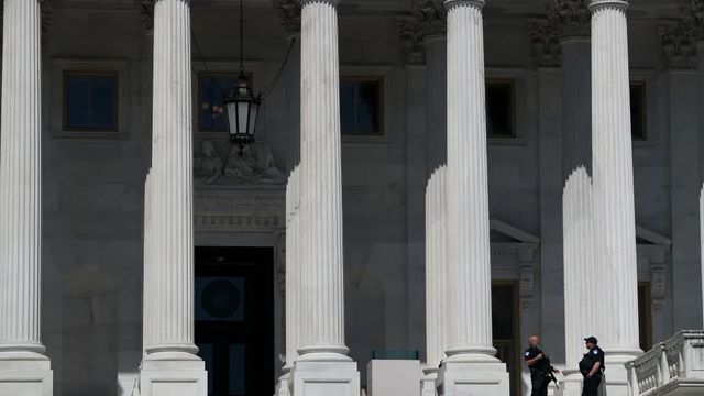 El Senado da un varapalo a Trump al votar a favor del fin de la guerra en Irán