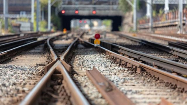 Finanțare de 630 de milioane de euro de la BEI pentru modernizarea căii ferate Brașov-Sighișoara