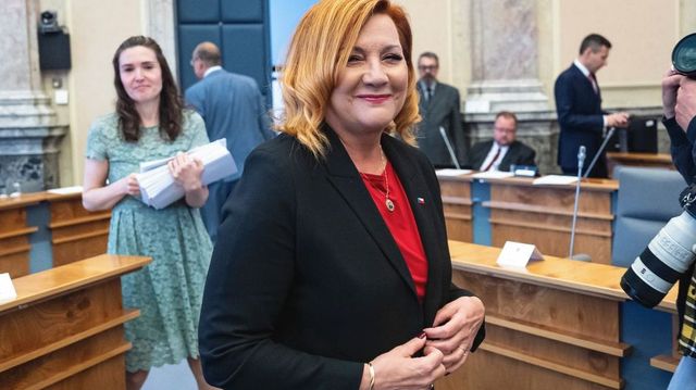 Státní rozpočet se v červnu propadl do schodku 184 miliard