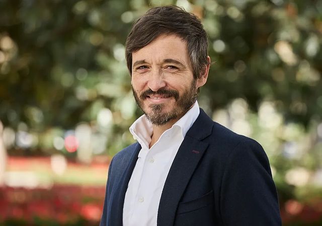 'Landínez', un periodista de sucesos en la guerra entre las energéticas y los ecologistas