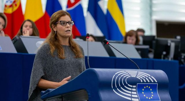 Ilaria Salis sottoposta a ‘controllo preventivo’ in hotel