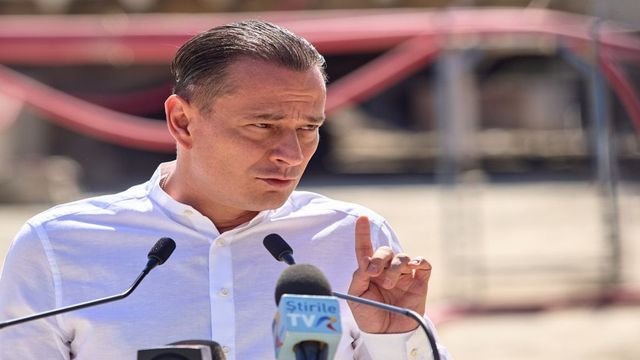 Băluță a renunțat la taxa de dezvoltare urbană. Șoferii din Sectorul 4, sprijin financiar de 600 de lei