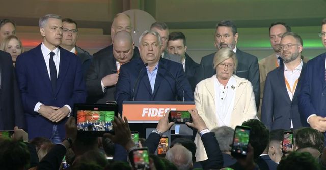 Megtartotta beszédét Orbán Viktor: egyértelmű, de fájdalmas választási eredmény született