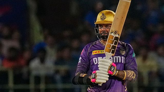 272 too good for Delhi as Sunil Narine powers KKR to top of points table
