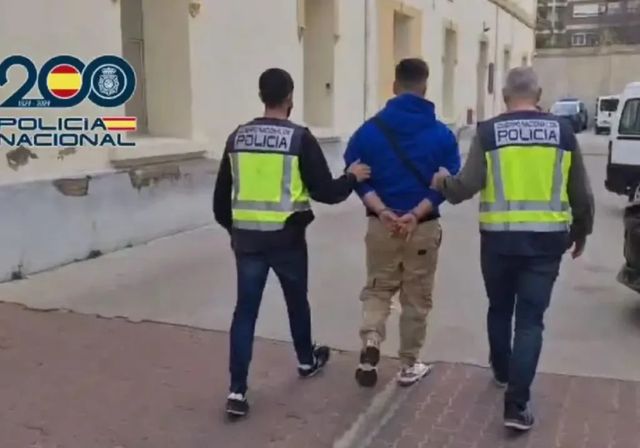 Dos detenidos por la agresión a tres aficionados del Villarreal tras el derbi en La Cerámica