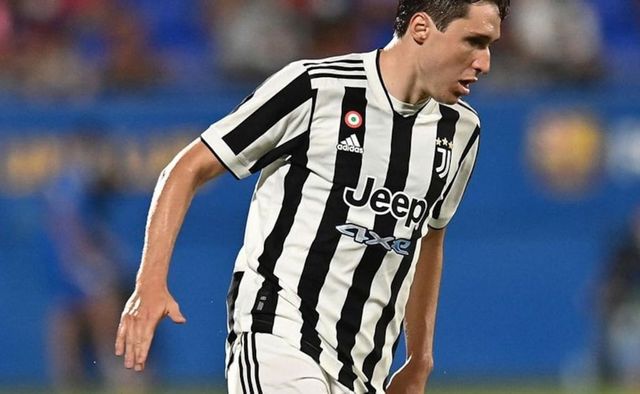 Liverpool Sign Federico Chiesa From Juventus In Cut-Price Deal