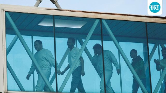 US Warning Triggers Flight Cancellations From Venezuela Over 'Potential Risks'