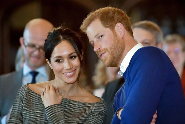 Harry e Meghan, ritorno in tv in vista: Re Carlo teme nuove rivelazioni