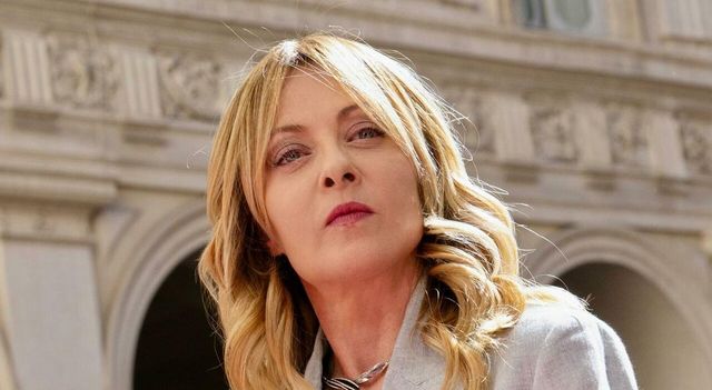 Meloni vede Giorgetti, 'al lavoro contro il caro-benzina'