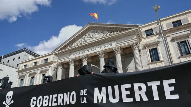 La juez de Barcelona consulta al tribunal superior si debe anular la eutanasia concedida a una mujer