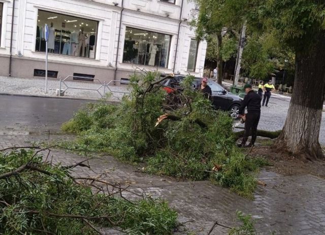 Unele străzi din Chișinău ar putea fi închise, iar rute de transport public ar putea fi suspendate