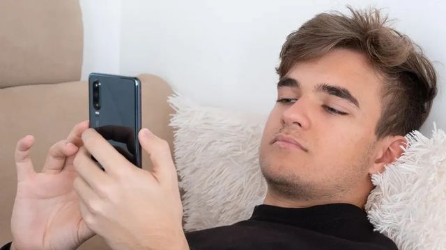 Děti v Austrálii si zvykají na nový zákon zakazující jim sociální sítě