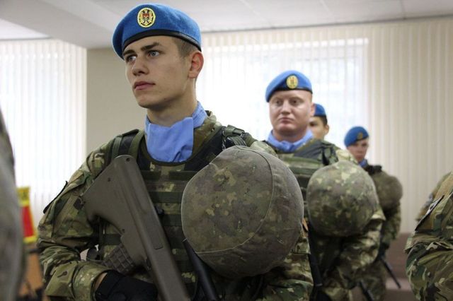 Militarii Armatei Naționale vor defila la parada militară de la București
