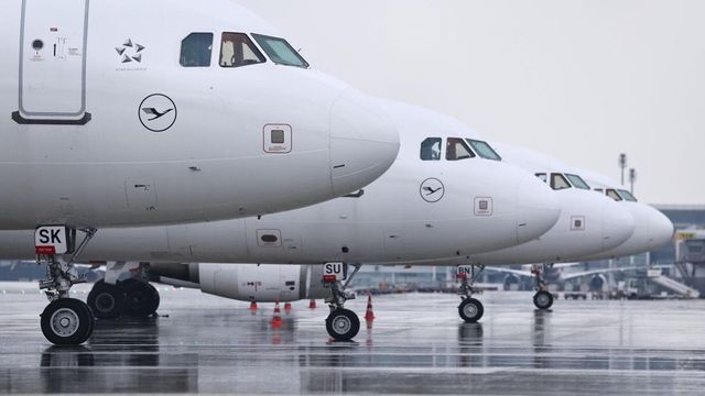 L'Ue: 'No ai risarcimenti per carenza di jet fuel, è una circostanza straordinaria'