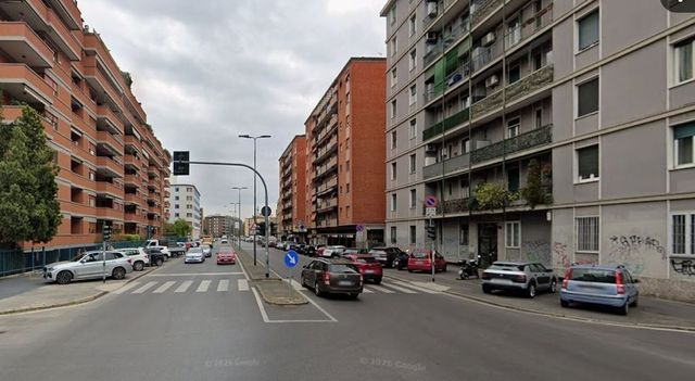 Pirata investe due sorelle sulle strisce a Milano, una muore