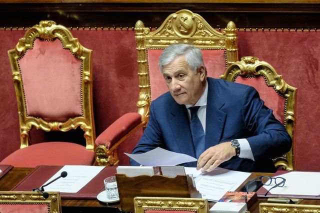 Tajani presenta lo ius Italiae,scontro con la Lega