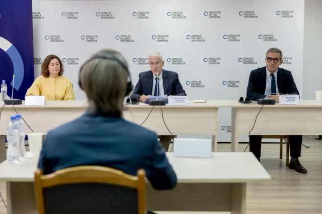 Adjunctul interimar al șefului PCCOCS și un procuror – audiați de Comisia de evaluare
