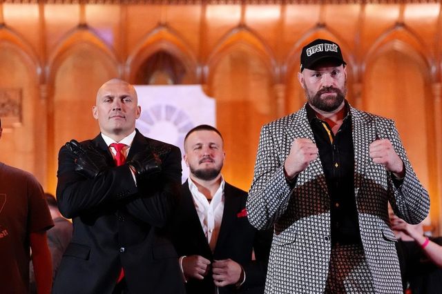 Quanto guadagnano Tyson Fury e Oleksandr Usyk per la rivincita: la borsa da dividere è mostruosa