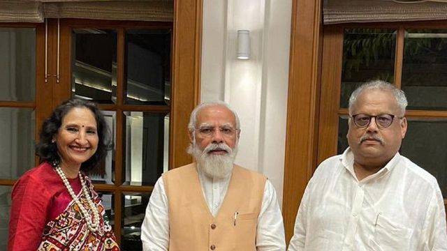 PM Modi meets noted stock market investor Rakesh Jhunjhunwala