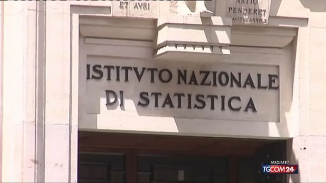 L'antifurto, il grembiule di scuola e gli antivirus entrano nel paniere Istat