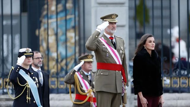 Los Reyes presiden la tradicional Pascua Militar y dan comienzo a su agenda institucional de 2025