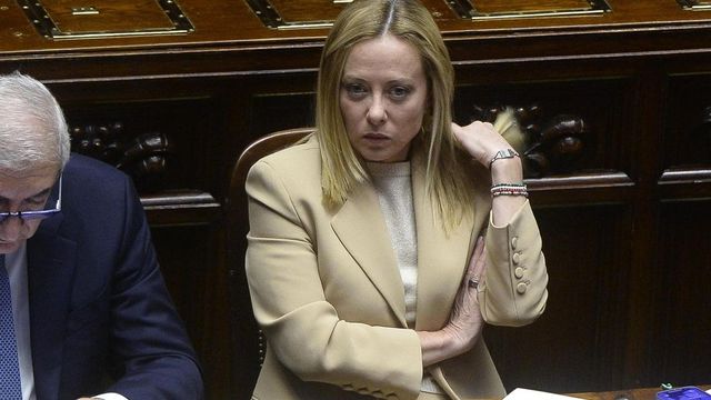 Forza Italia dedica la riforma a Berlusconi