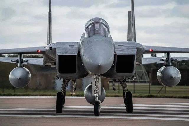 Avion de vânătoare american, doborât deasupra Iranului