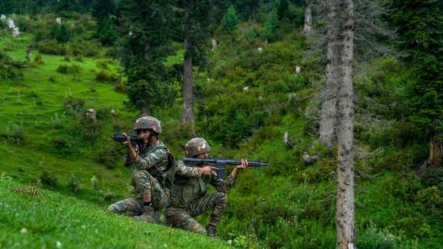 Indian Army foils infiltration bid along LoC in J&K's Uri sector