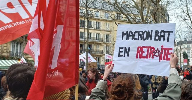 Ve Francii je na dnešek ohlášeno 230 protestů proti důchodové reformě