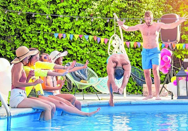 Si no tienes piscina este verano... alquila una por horas
