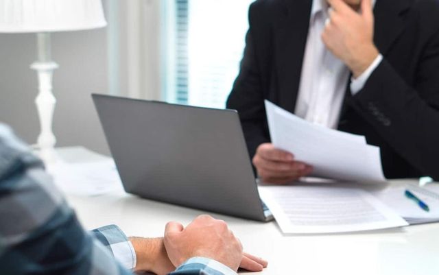 Cnel, l′83% dei giovani all’estero tornerebbe in Italia con salari più alti