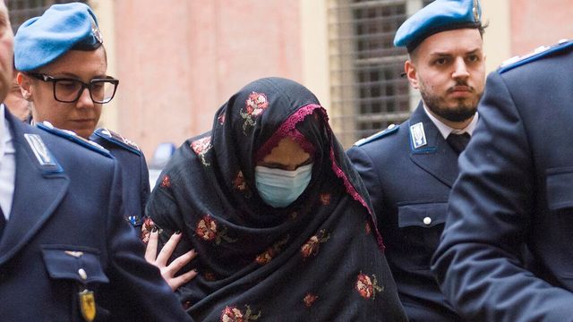 La madre di Saman, 'uscii con lei, poi la vidi sparire'